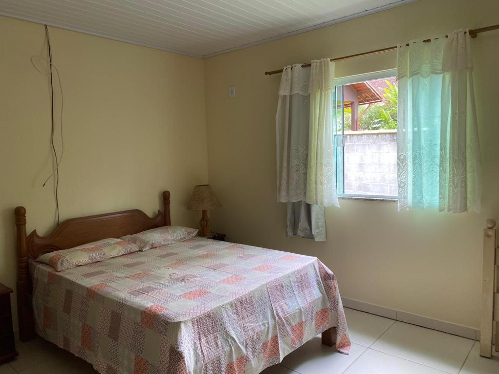 Lumiar Casa Solar Churrasqueira Com 3 Quartos Sendo Um Suite Arejada, Jardim A 700M Do Centro Экстерьер фото